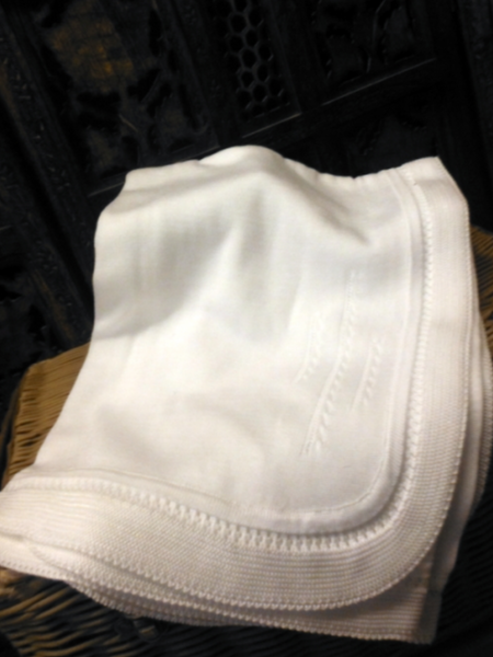 Willbeth White Knit Blanket